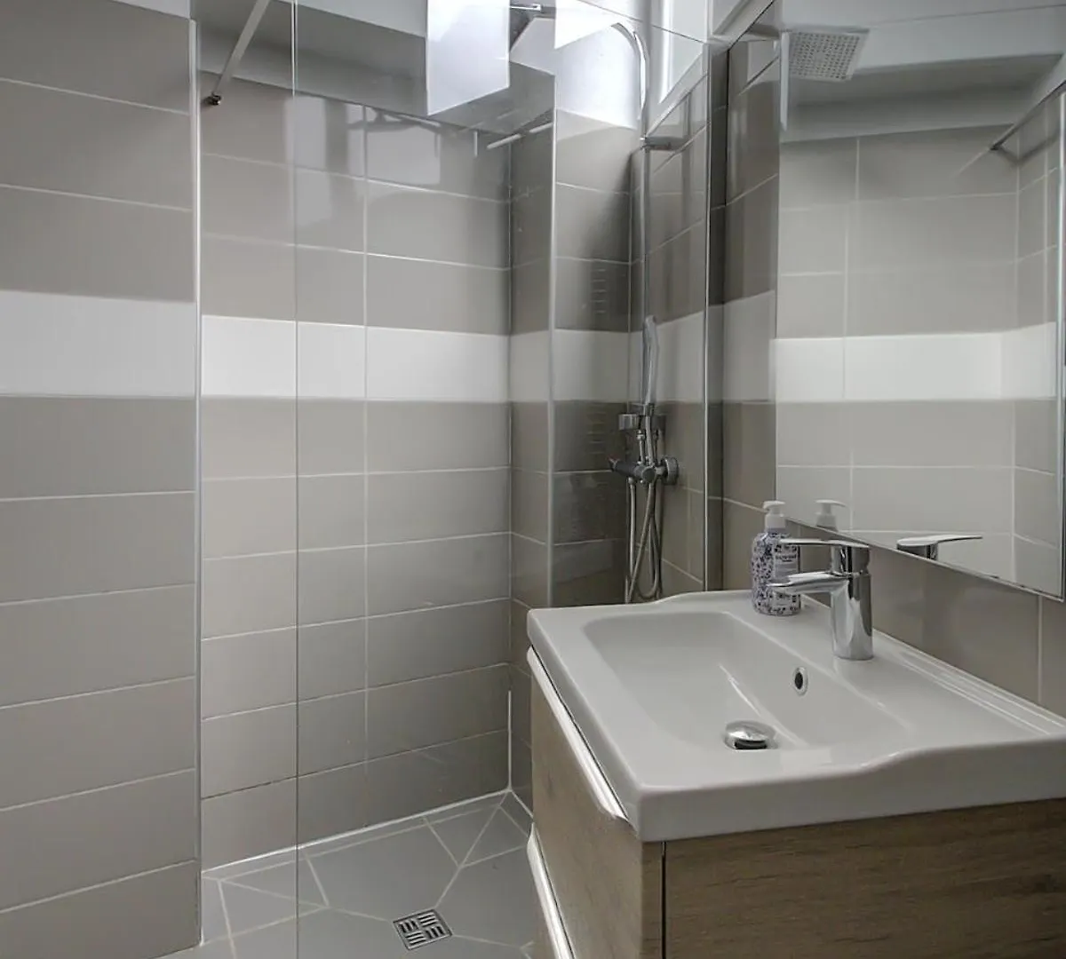 Apartment Ferienwohnung Saint Genevieve Chic Lyon Frankreich