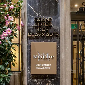 4* מלון Mercure Centre Beaux-arts