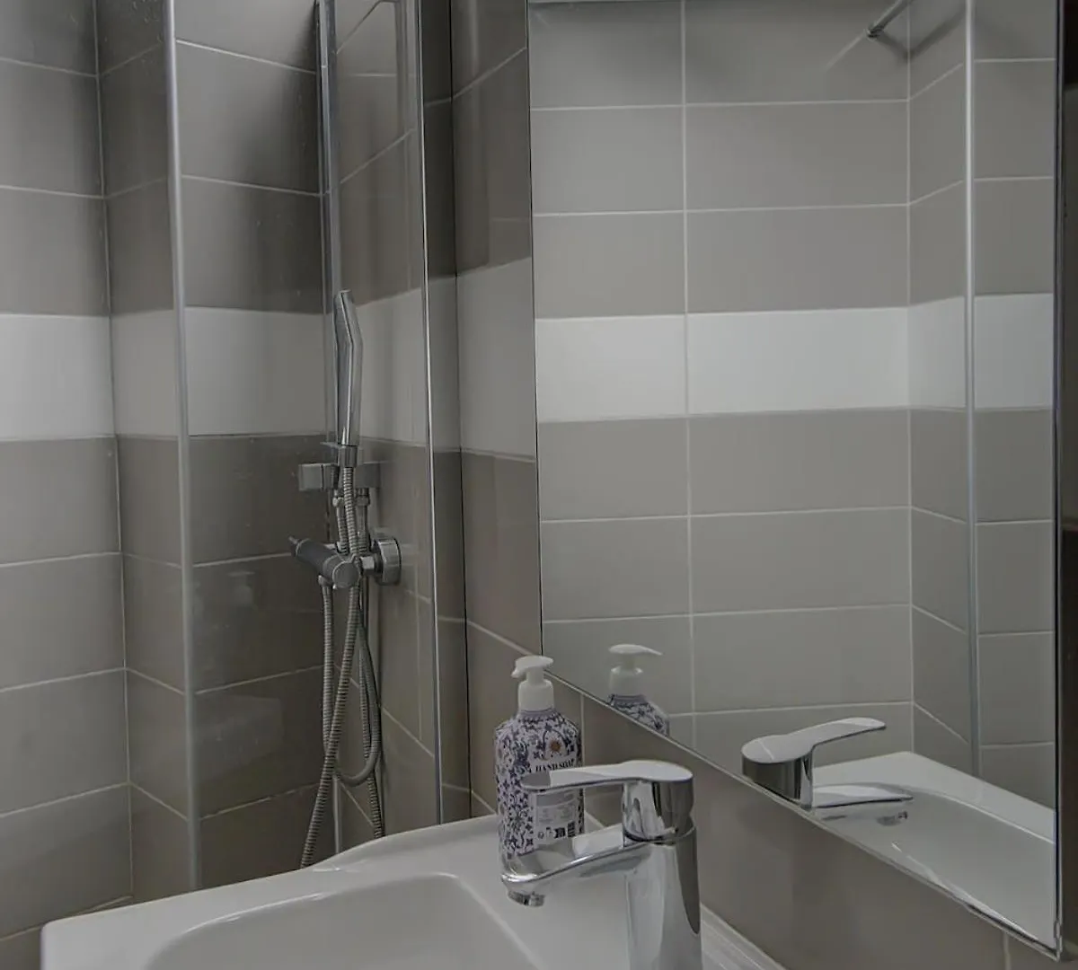 Saint Genevieve Chic Apartment Lyon
